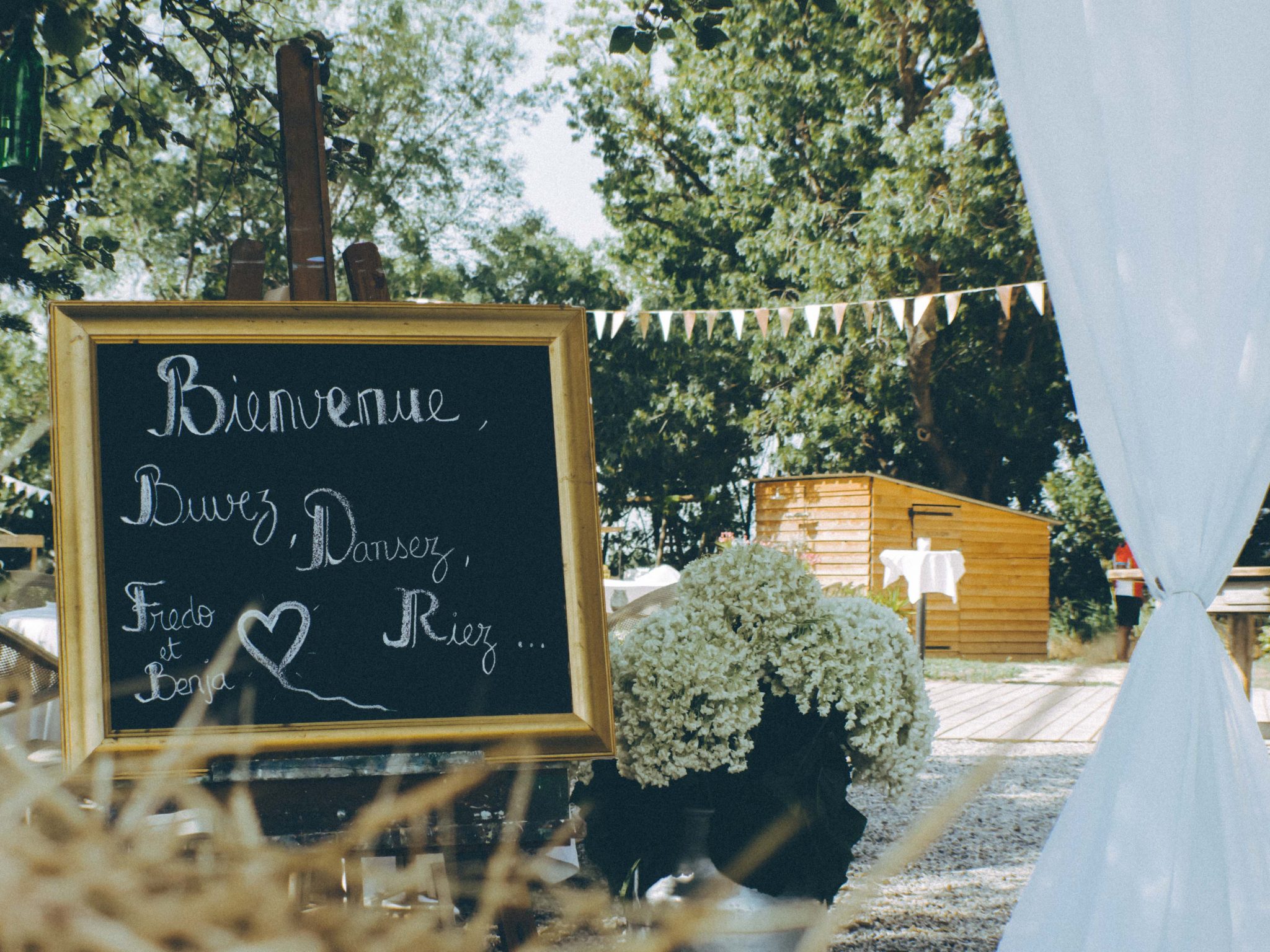 Photographie ambiance mariage, décorations, photographie moody